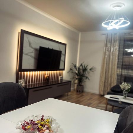 Art'S Apartment 티라나 외부 사진