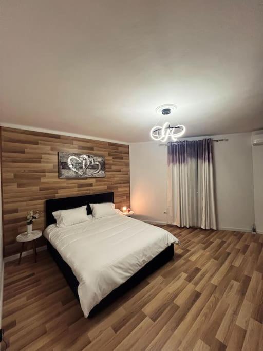 Art'S Apartment 티라나 외부 사진