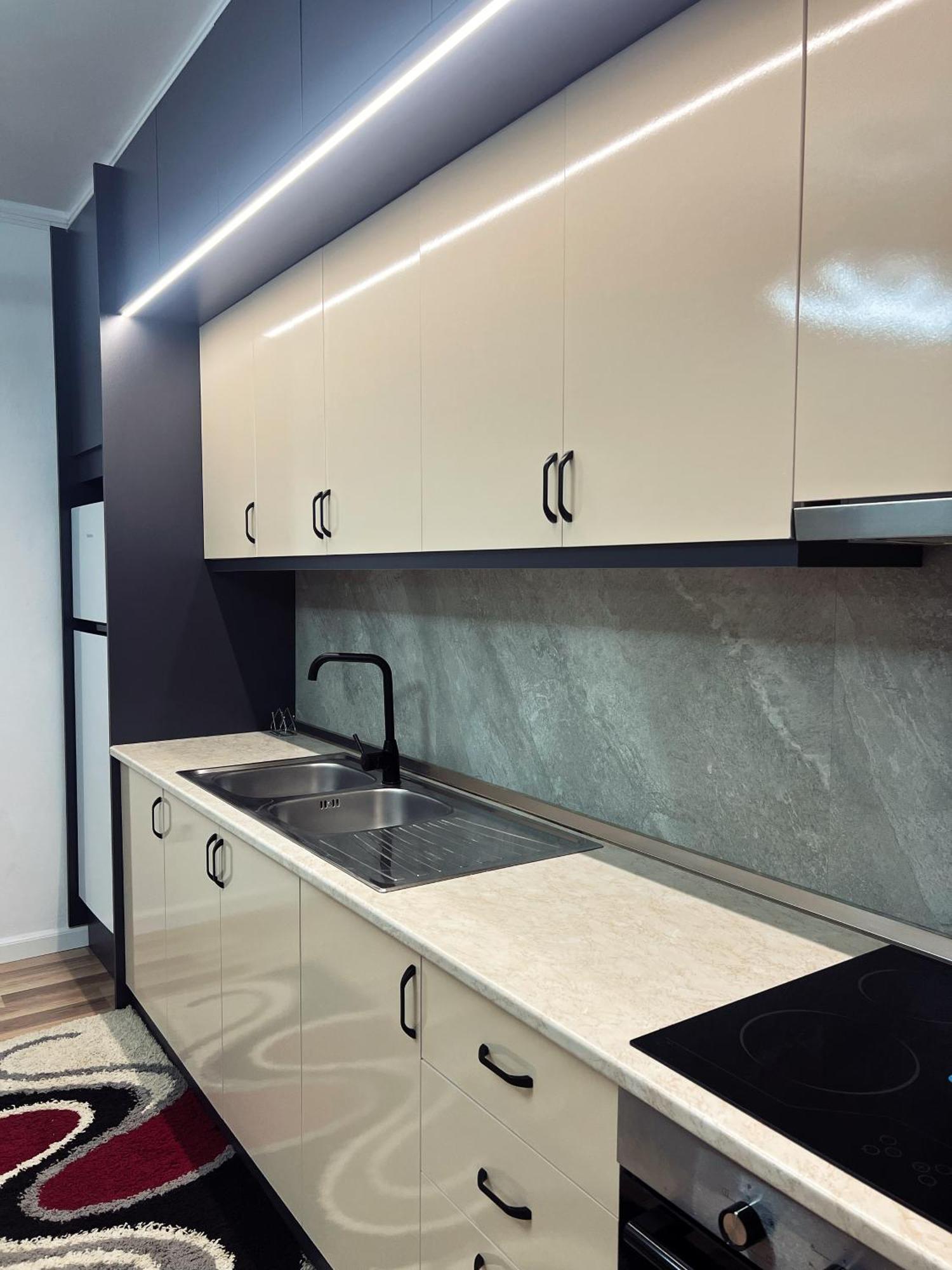 Art'S Apartment 티라나 외부 사진
