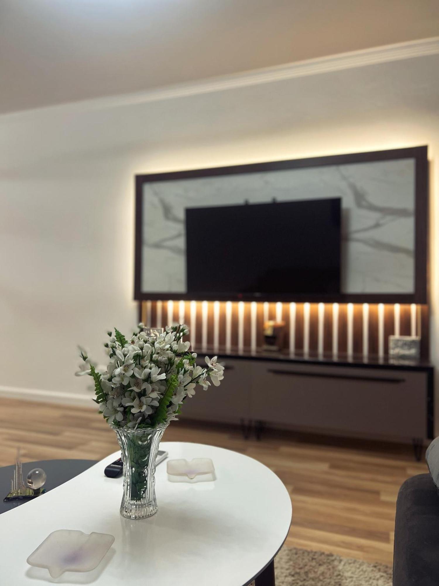 Art'S Apartment 티라나 외부 사진