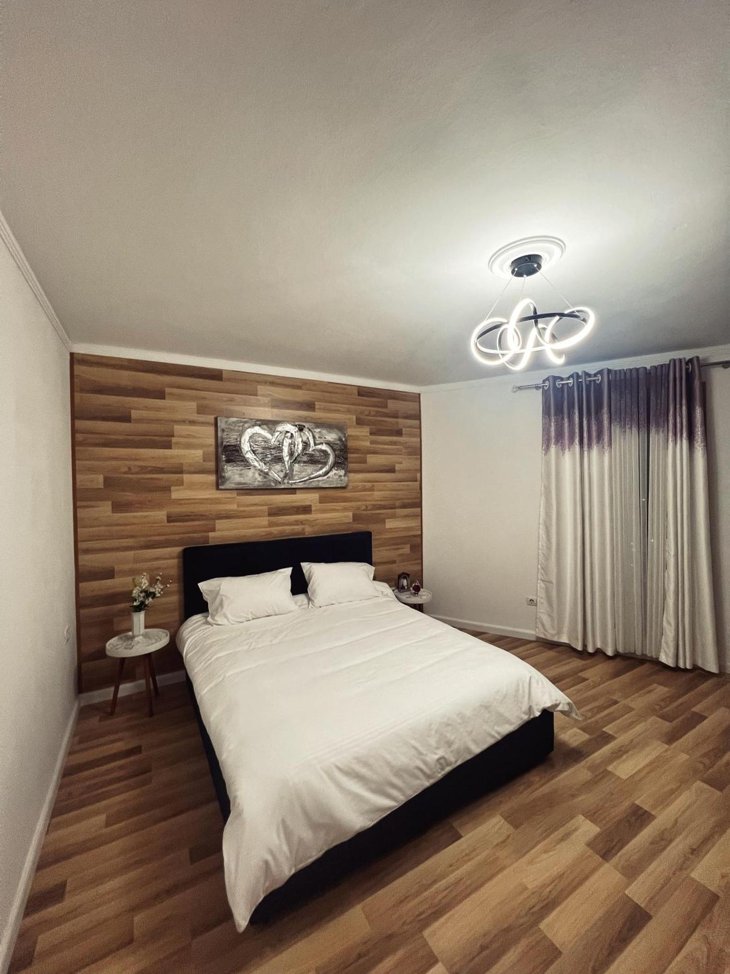 Art'S Apartment 티라나 외부 사진