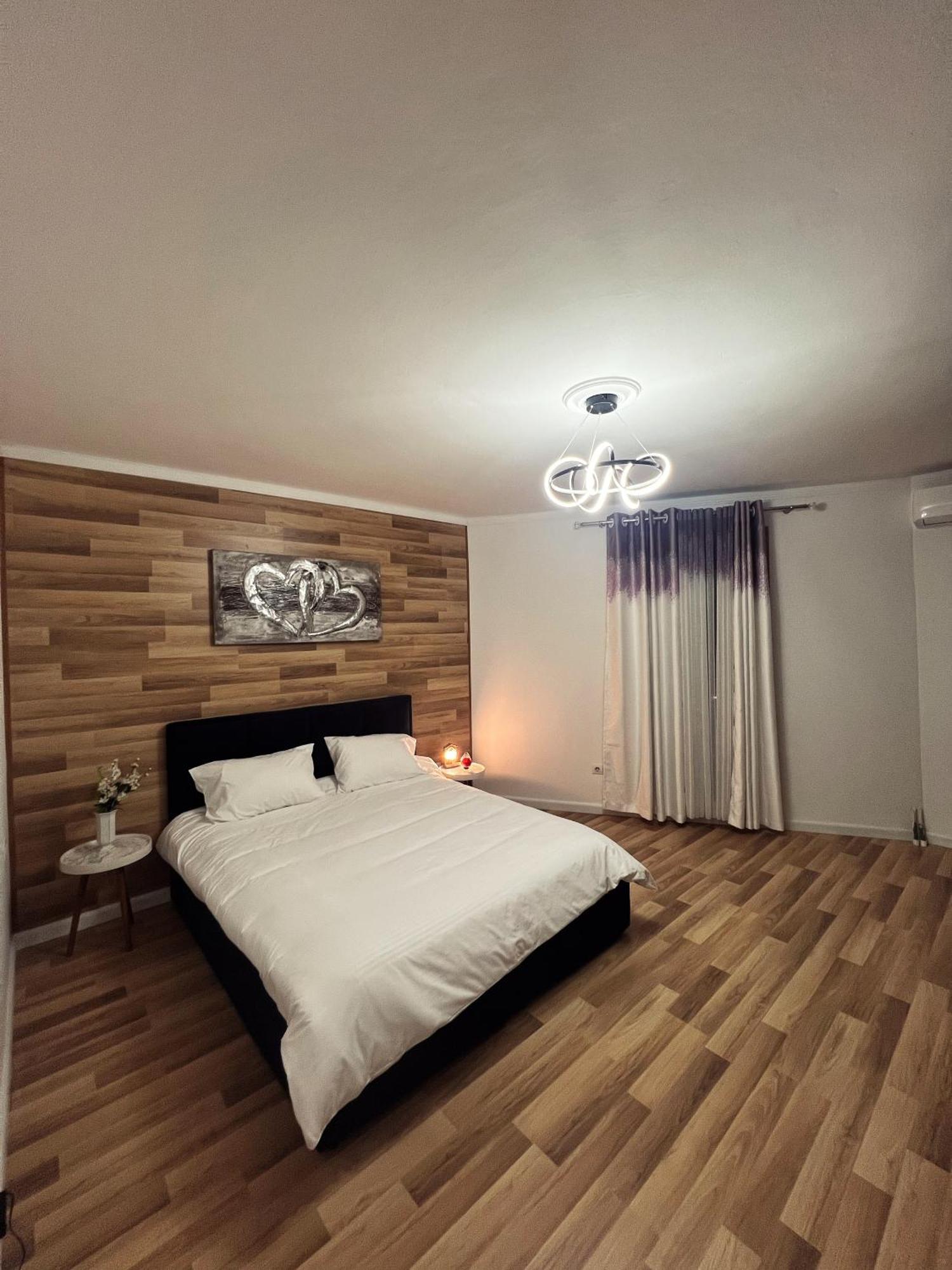 Art'S Apartment 티라나 외부 사진