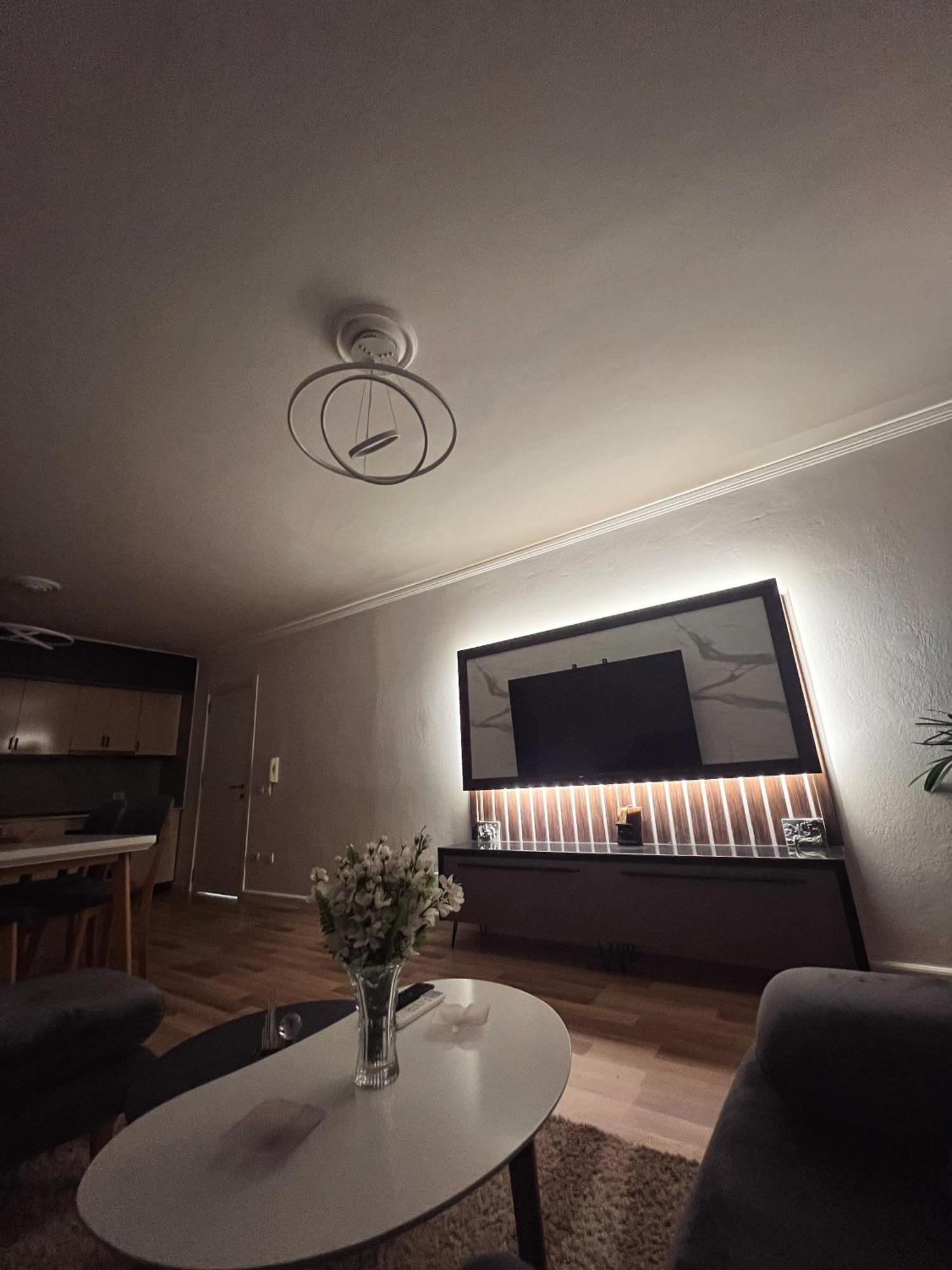 Art'S Apartment 티라나 외부 사진