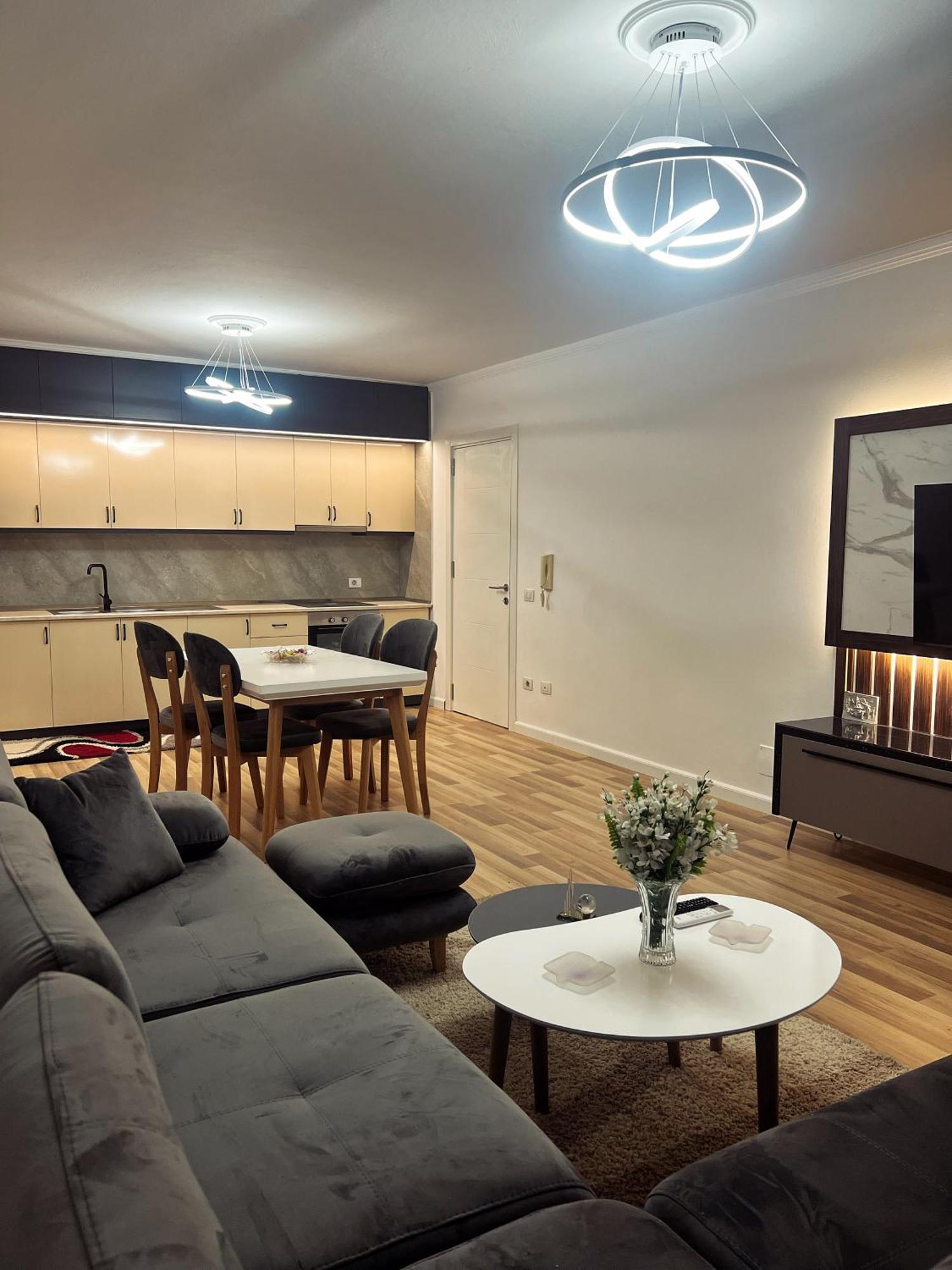Art'S Apartment 티라나 외부 사진