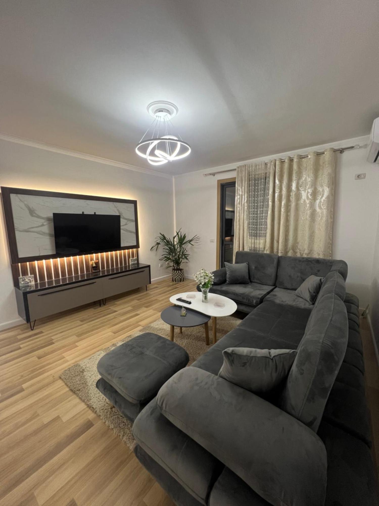Art'S Apartment 티라나 외부 사진