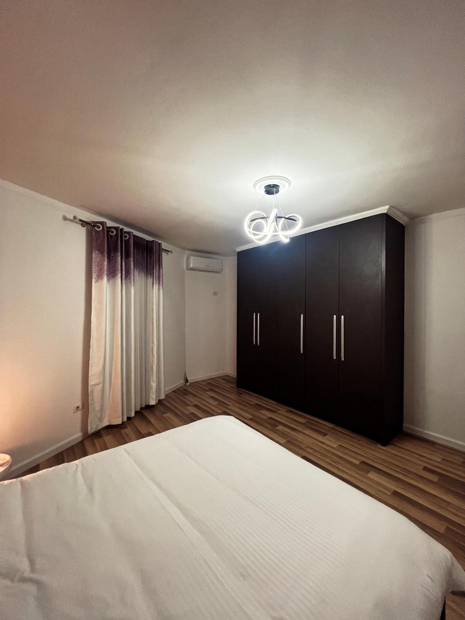 Art'S Apartment 티라나 외부 사진